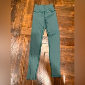 Carbon38 Ribbed Teal Leggings